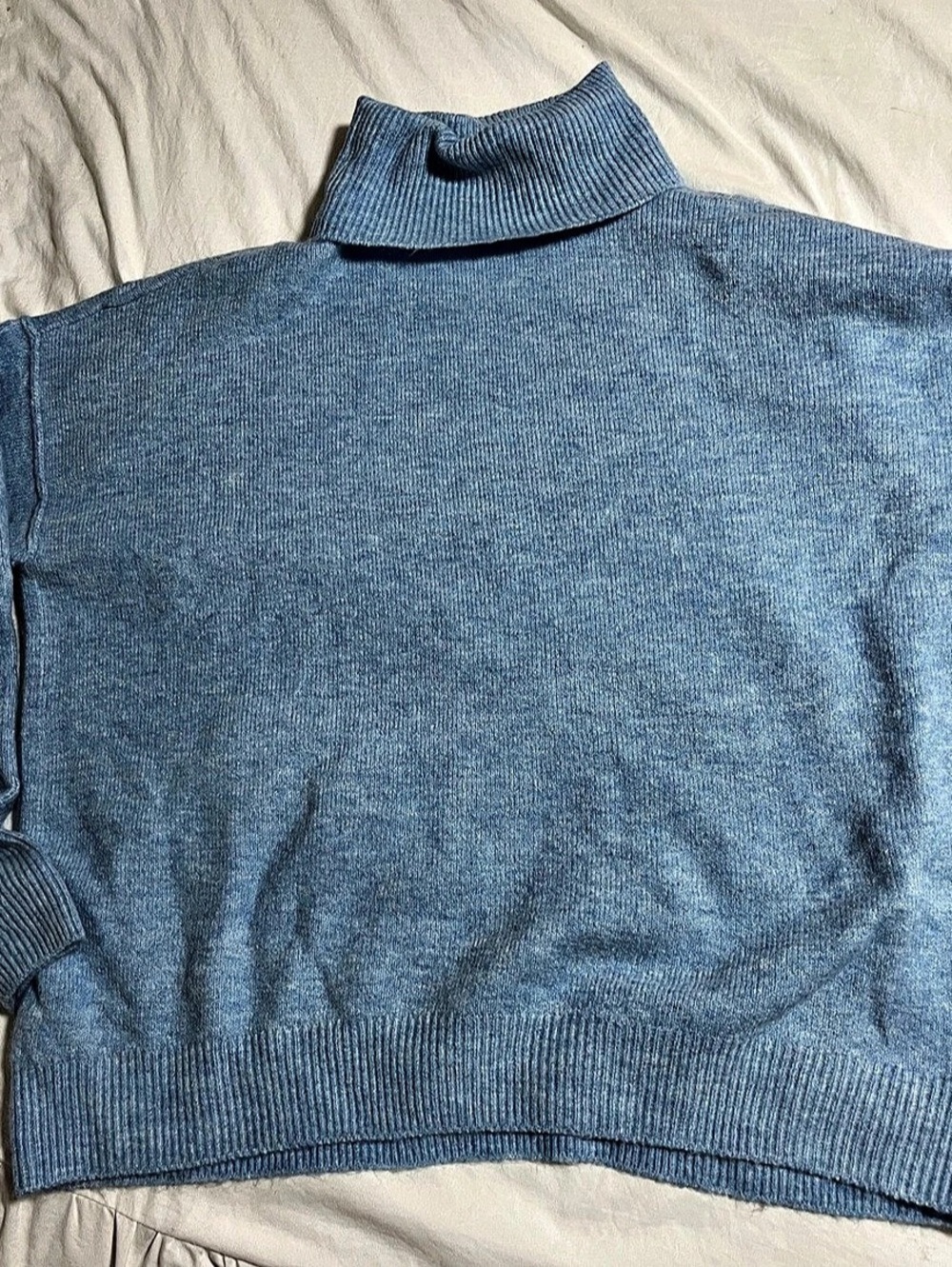 Vince Camuto Blue Cowl Neck Sweater Size Small Womens classy preppy